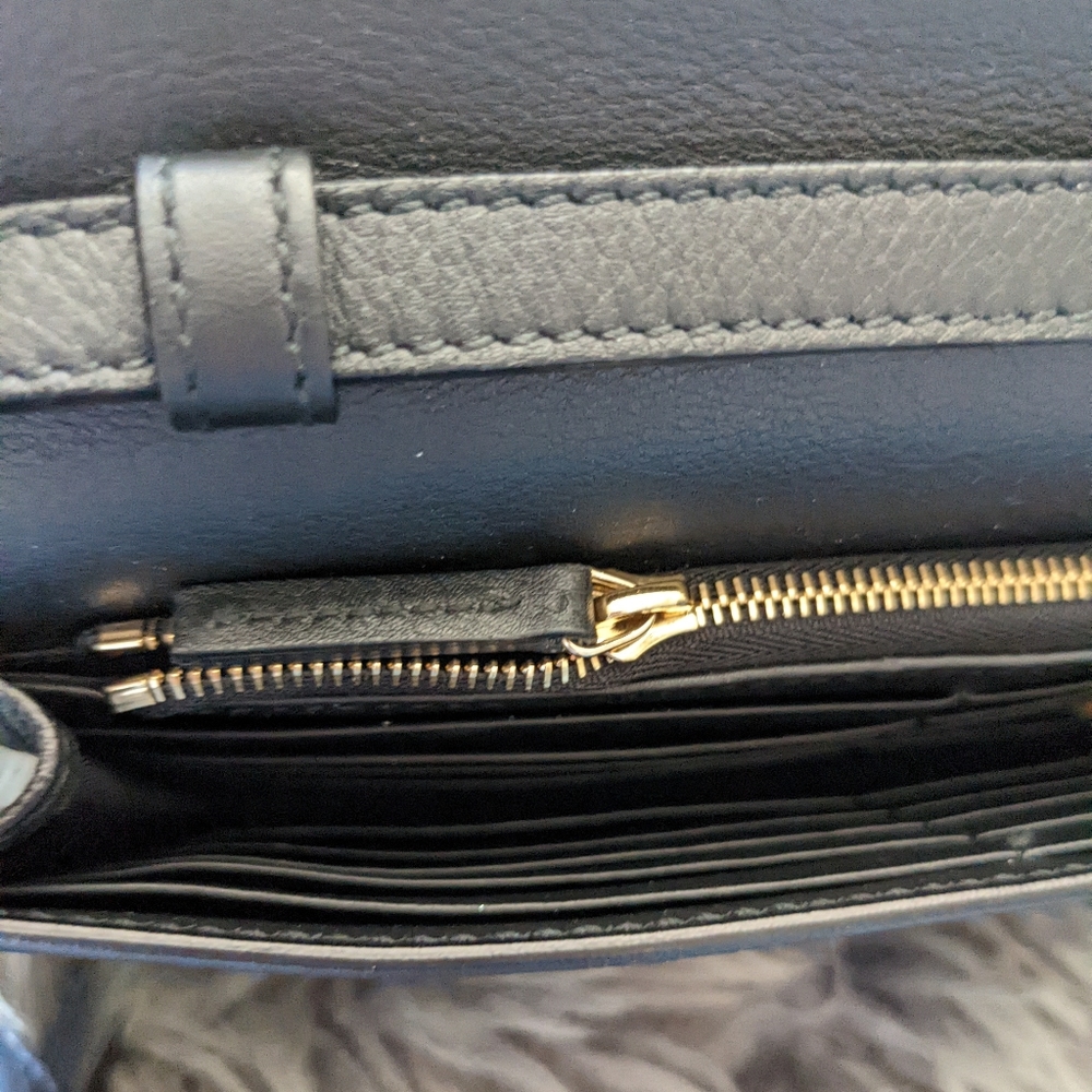 Gucci Wallet On Chain. - Picture 3 of 13